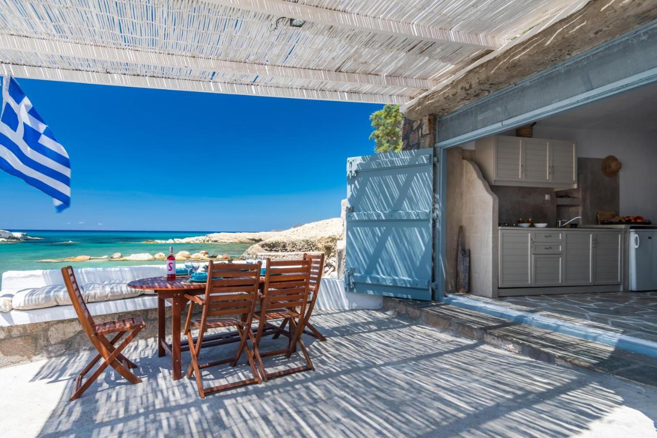 Sarakiniko Boat House Villa Mandrakia Exterior photo